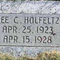 Lee Clifton HOLFELTZ